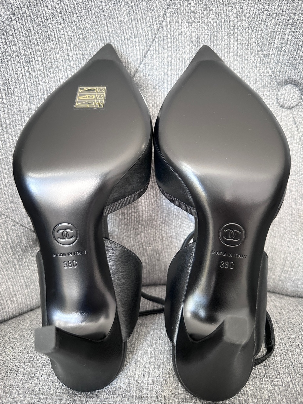 2026 CHANEL BLAZY BLACK LEATHER WHITE TOE CC LOGO SANDALS HEELS SHOES size 38C - Picture 14 of 16